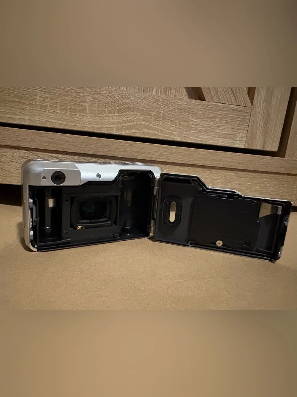 Canon Sure Shot 115U AF 35mm Camera